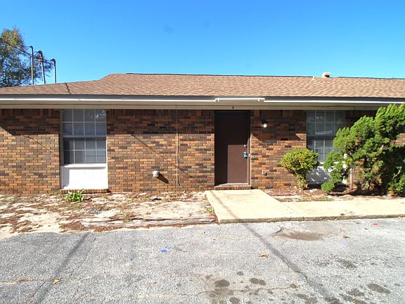 2nd image of 3400 Green Briar Ct APT C