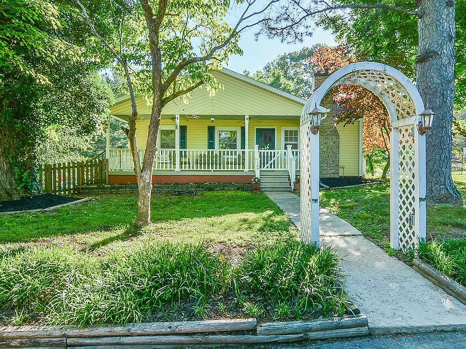 1st image of 109 Highland Dr