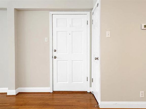 5th image of 7571 Buckingham Dr APT 8