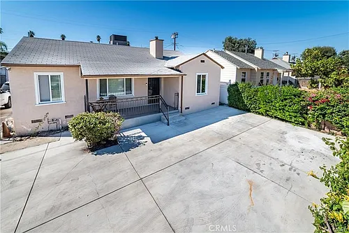 6443 Agnes Ave Photo 1
