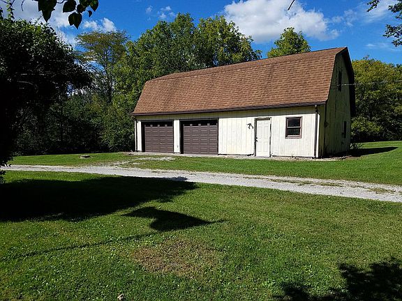 40x30 ft. barn