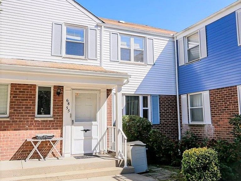 6855 Cloverdale Blvd Oakland Gardens, NY, 11364 Apartments for Rent