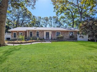 4 Model Ct, Rocky Point, NY 11778