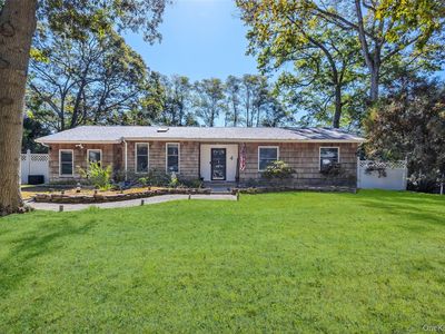 4 Model Court, Rocky Point, NY, 11778