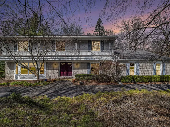 6760 Orinoco Cir, Bloomfield Hills, MI 48301