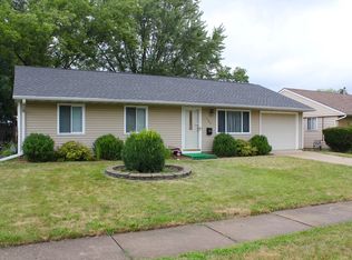 504 Audubon Rd, Streamwood, IL 60107