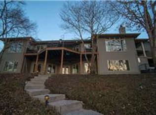365 Bluff Dr, Winchester, TN 37398