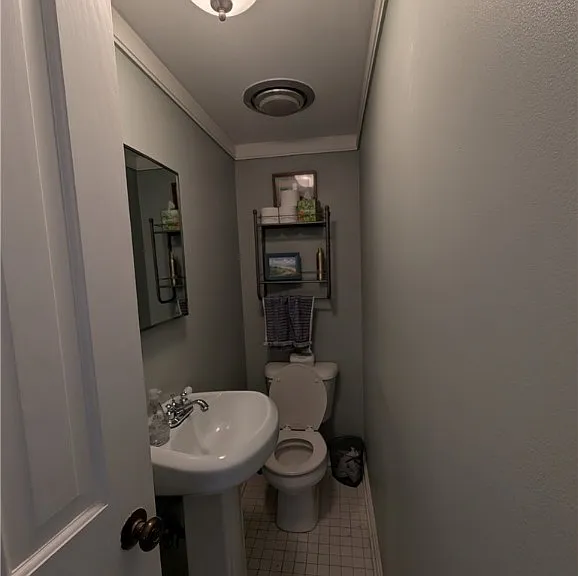 510 E State St — Photo 11