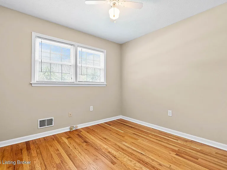 7506 Pimlico Dr — Photo 17