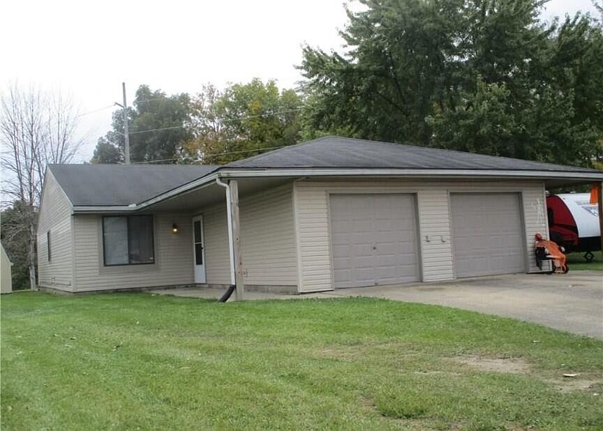 1st image of 623 Mohican Ct