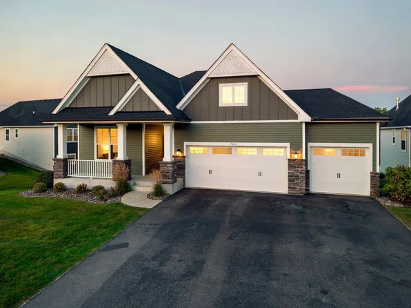 7381 Emily Cir, Lino Lakes, MN 55038