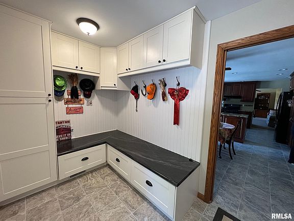 3rd image of 15825 Whisper Ln