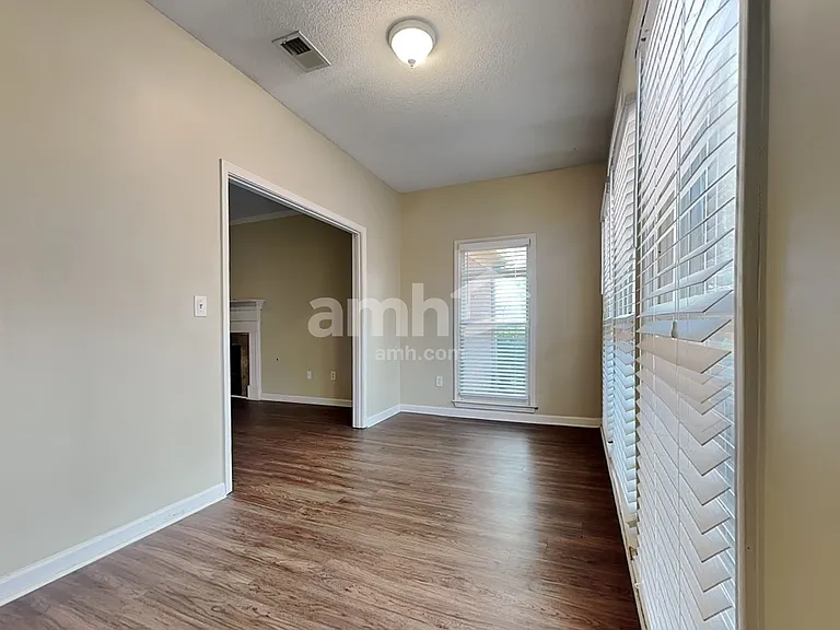 2713 Country Glade Cv N — Photo 7