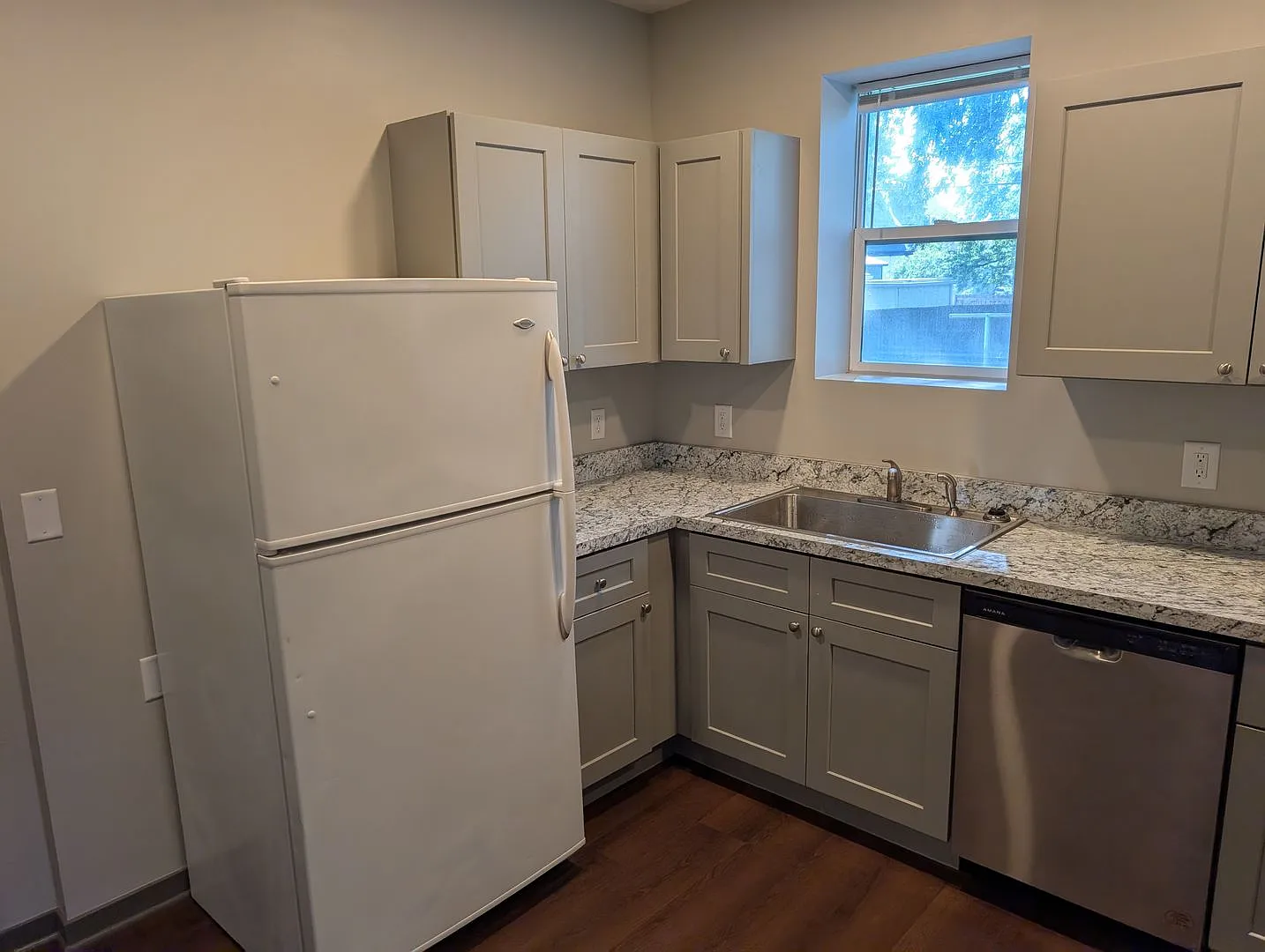 Fully Renovated 2 Bedroom 1 Bath Home — Photo 4