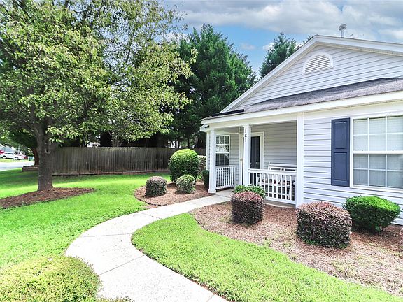 4th image of 181 Brantley Place Dr