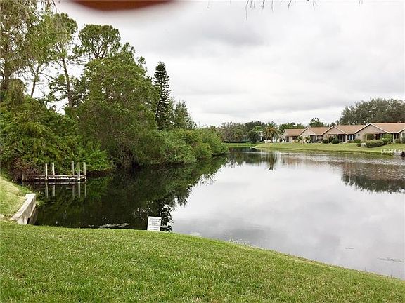 4th image of 804 Saintclair Cir #804