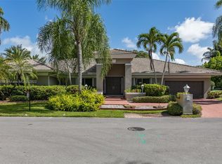 7400 SW 170th Ter, Palmetto Bay, FL 33157