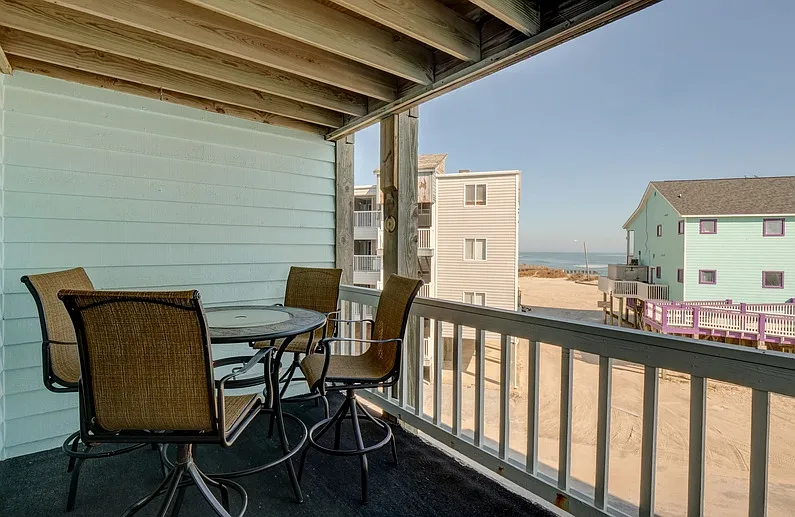 2 bed, 855 sqft, $2,100 — Photo 2