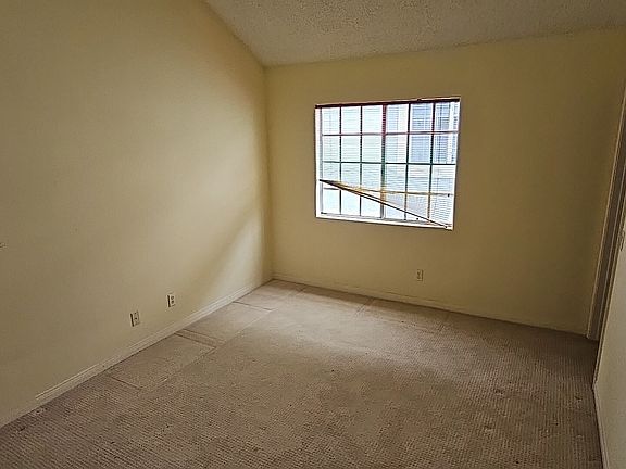 3rd image of 2451 Oneida St Unit B-1