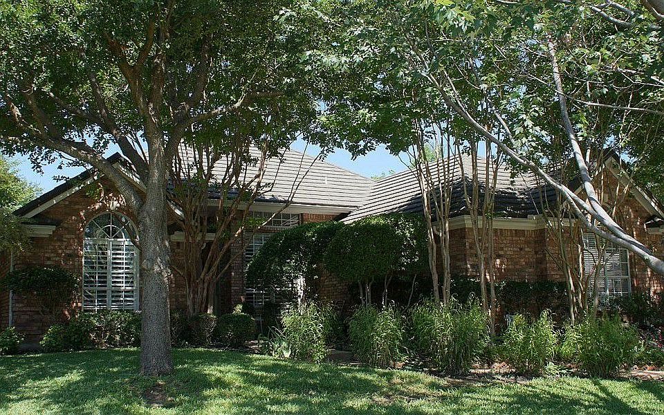 1st image of 3217 Oakdale Dr