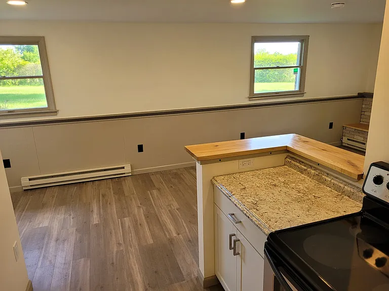 21 Drake Rd #B — Photo 3