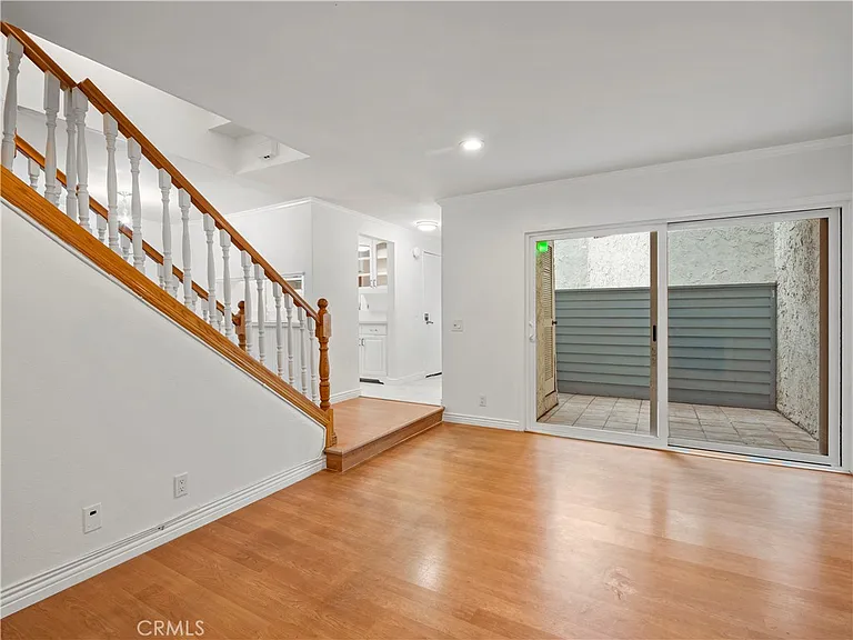18411 Hatteras St #138 — Photo 2