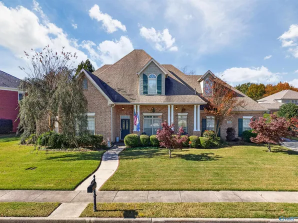 3202 Wellstone Ln SE, Owens Cross Roads, AL 35763