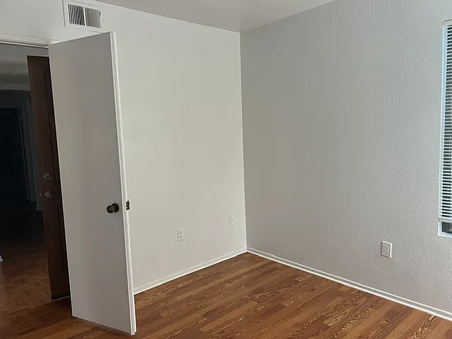 7309 Paseo Verde — Photo 20