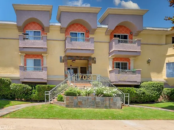 7035 Woodley Ave Unit 216, Van Nuys, CA 91406