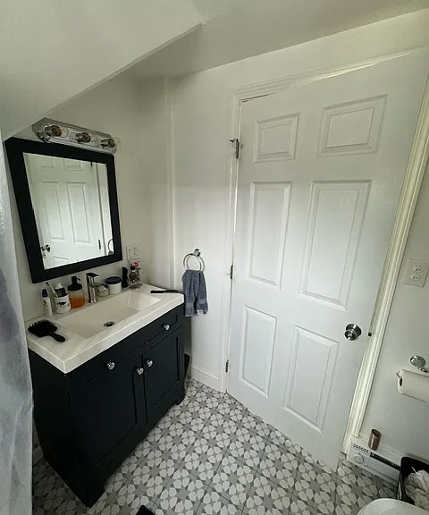 33 Roberts St #3 — Photo 15
