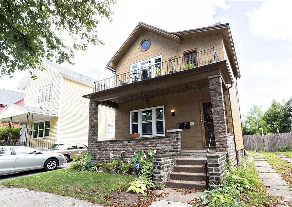 1st image of 33 Fargo Ave
