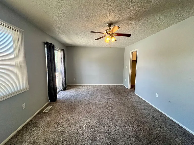 2567 Rainbow Dr #80 — Photo 11