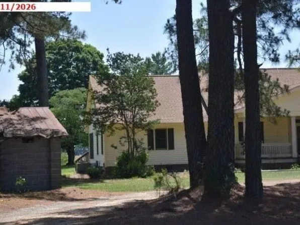 6346 Dunn Rd, Roseboro, NC 28382