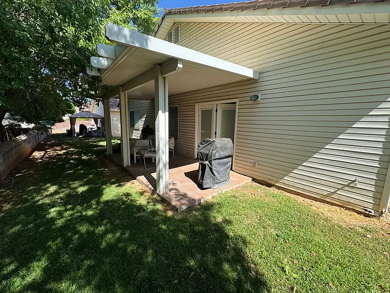 1141 W 360 N #4 — Photo 18