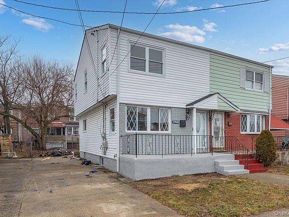 2nd image of 17949 Zoller Road
