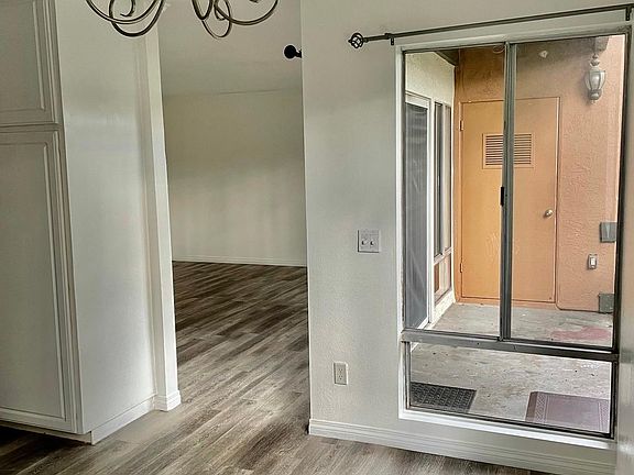 4th image of 17141 W Bernardo Dr