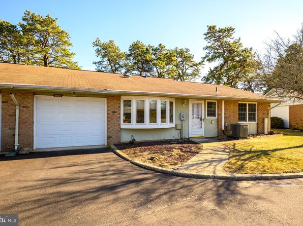 101 Buckingham Dr N, Manchester Township, NJ 08759