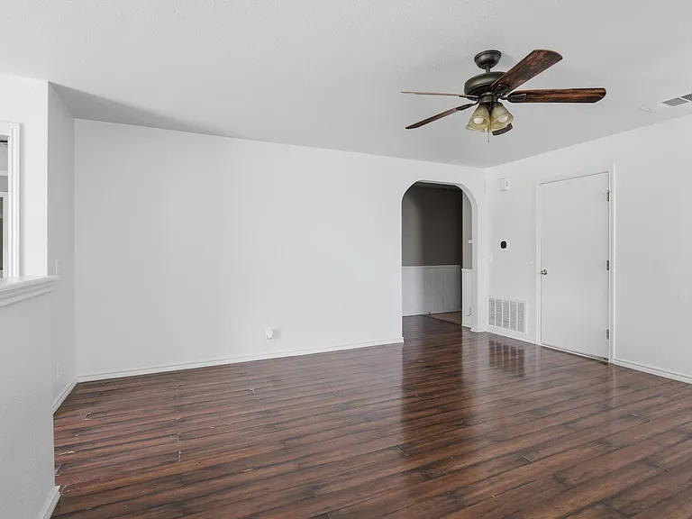 14910 Mossycup Ln — Photo 3