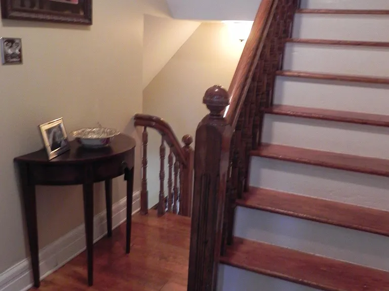 1301 W 9th St — Photo 19