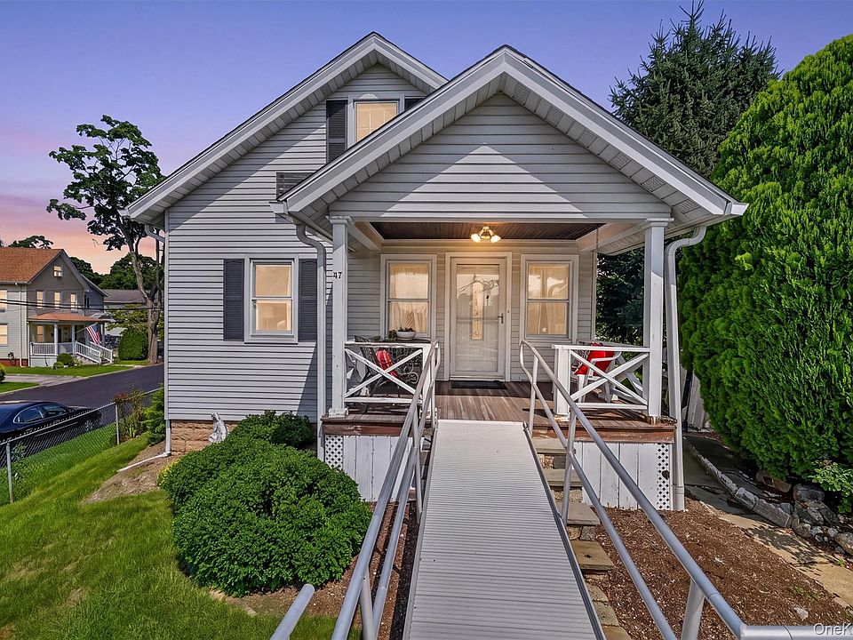 1st image of 47 Woodland Avenue