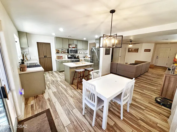 10883 S Sky Kristen Loop, Vail, AZ 85641