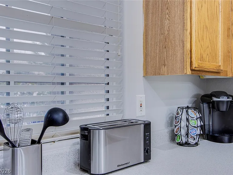 6429 Corrie Canyon St — Photo 34