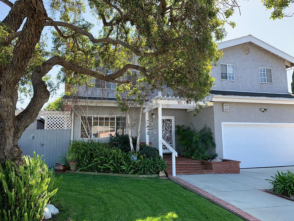 1st image of 11318 Utopia Ave