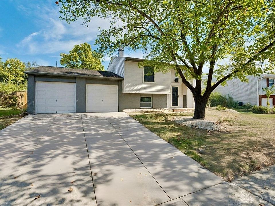 1st image of 628 Jamestown Dr