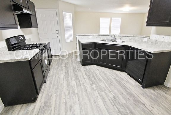 2nd image of 18838 Brescia Ln