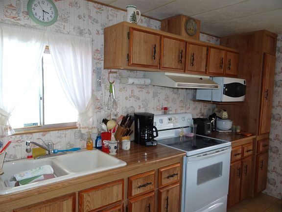5th image of 13632 E 44th Dr