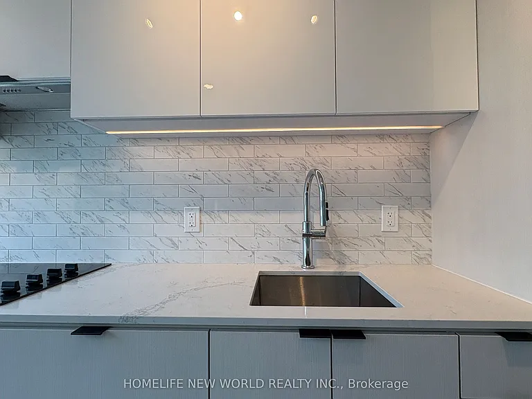 252 Church St #1602 — Photo 11