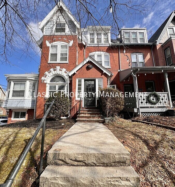 1st image of 1407 Gilpin Ave APT 4