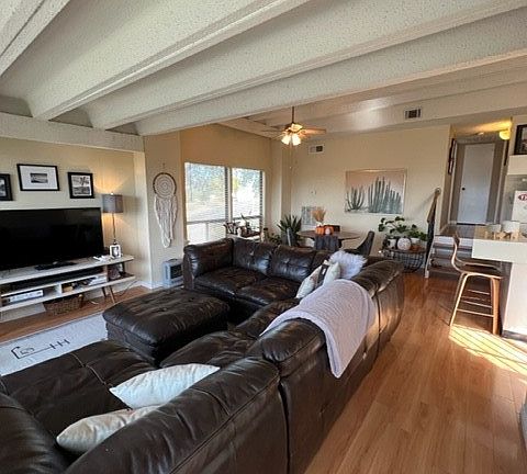 5th image of 5916 Lago Vista Way #B-18