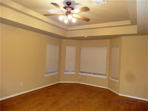 5th image of 15626 Clear Pointe Dr